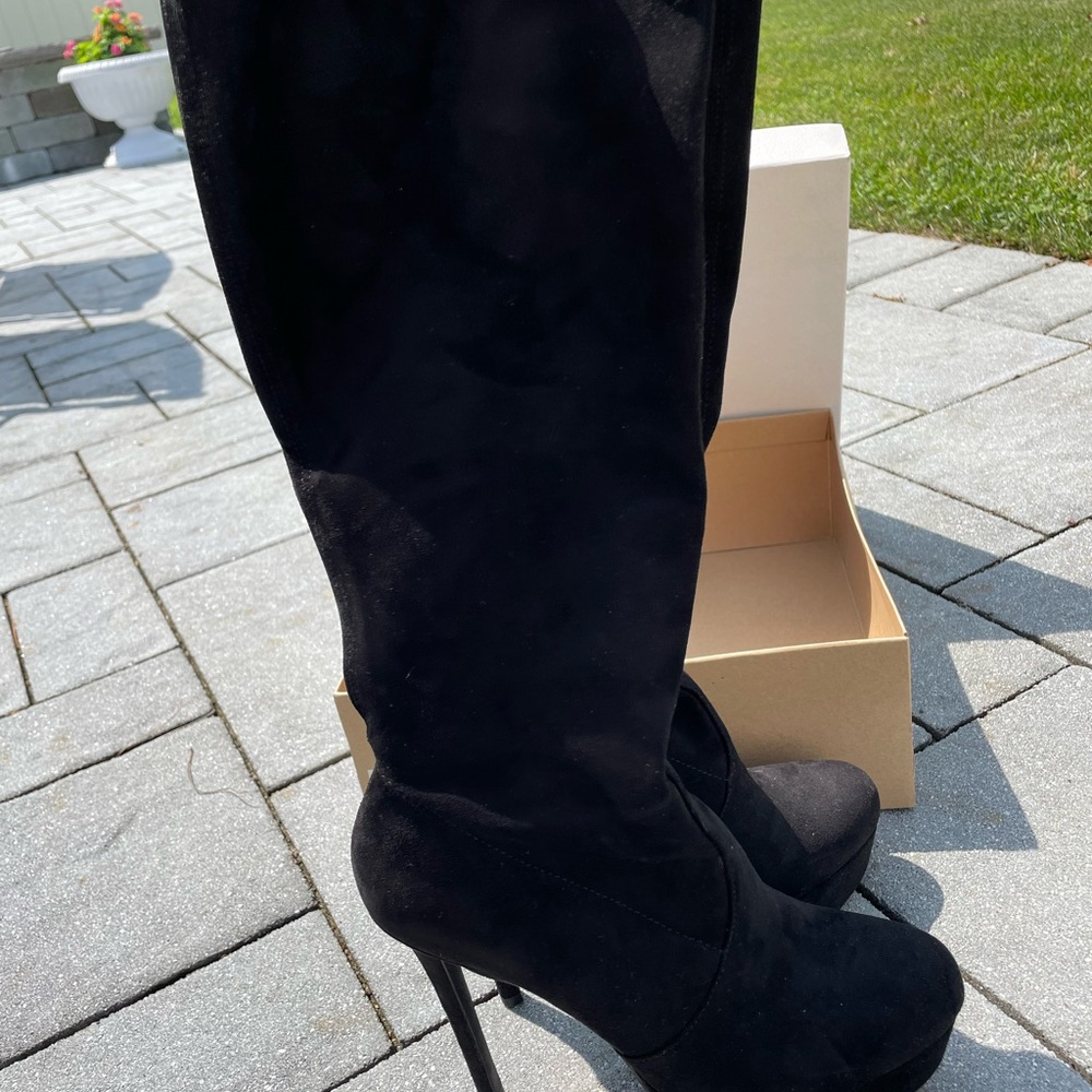 Women’s Jessica Simpson Serelli Black Mid-Calf Microsuede Heeled Boots